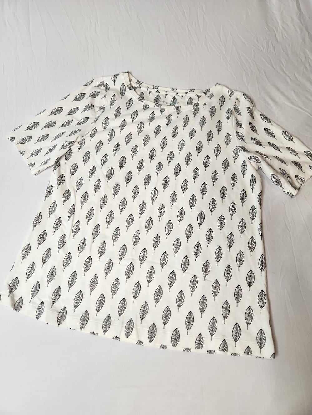 Soft Surroundings Tee With Leaf Pattern